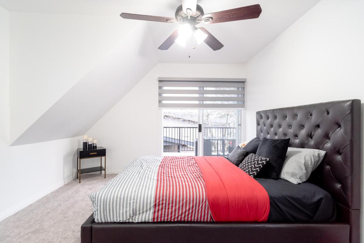 Spacious & Modern By The Beach White Rock Bagian luar foto