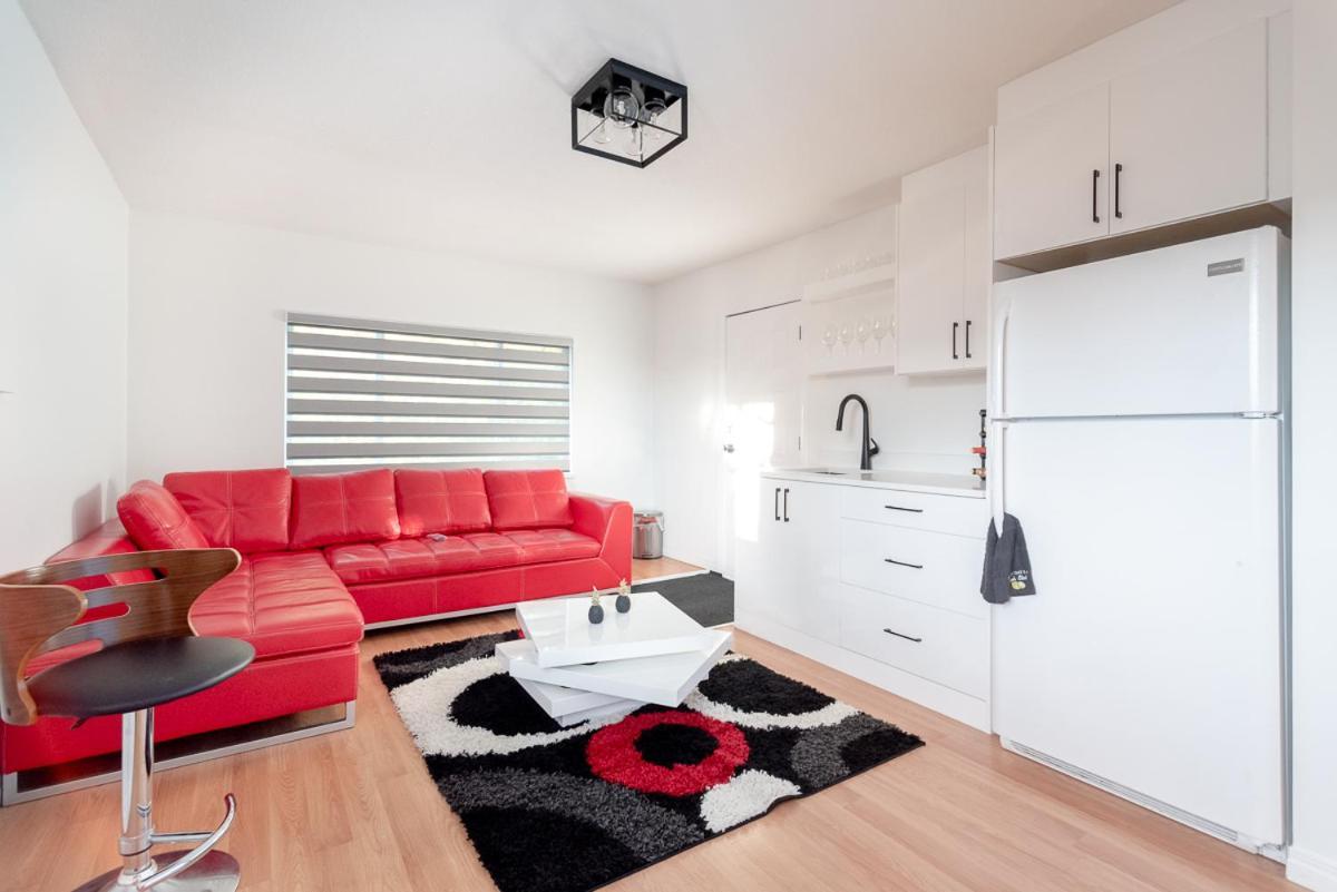 Spacious & Modern By The Beach White Rock Bagian luar foto